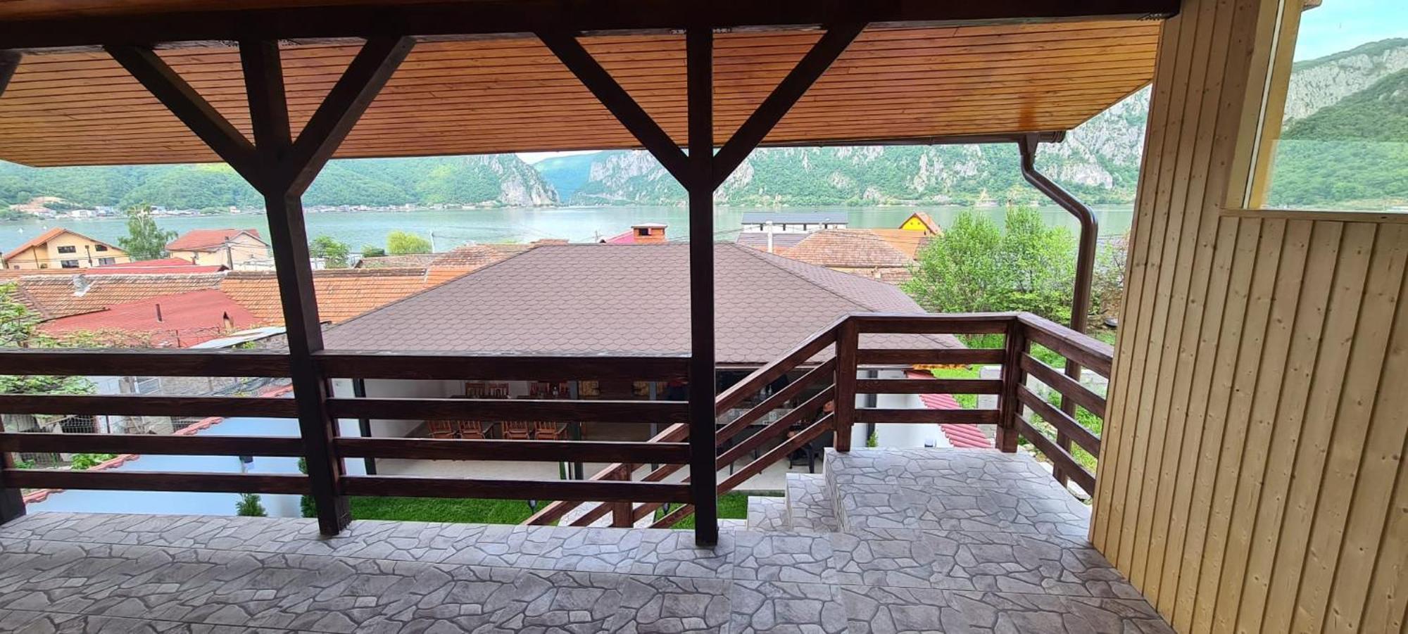 Villa Alexandra Si Adan Dubova Exterior foto
